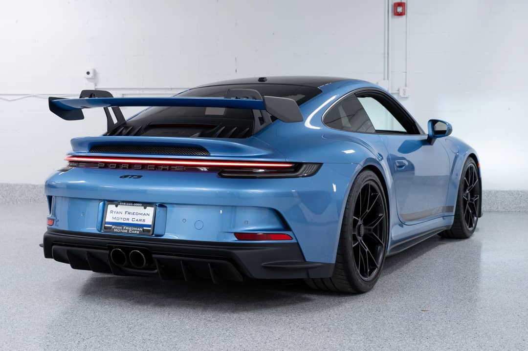 2022 Porsche 911 GT3 — photo 3