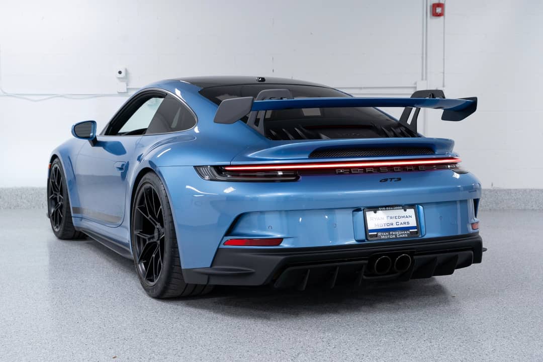 2022 Porsche 911 GT3 — photo 40