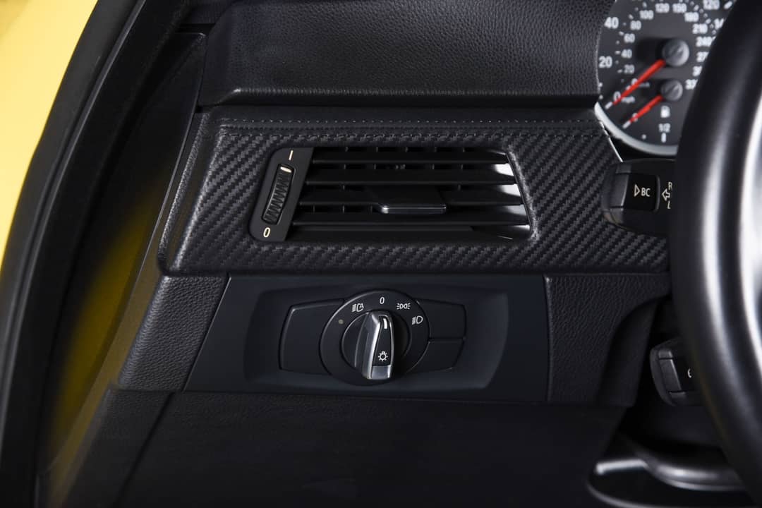 2011 BMW M3 — photo 13