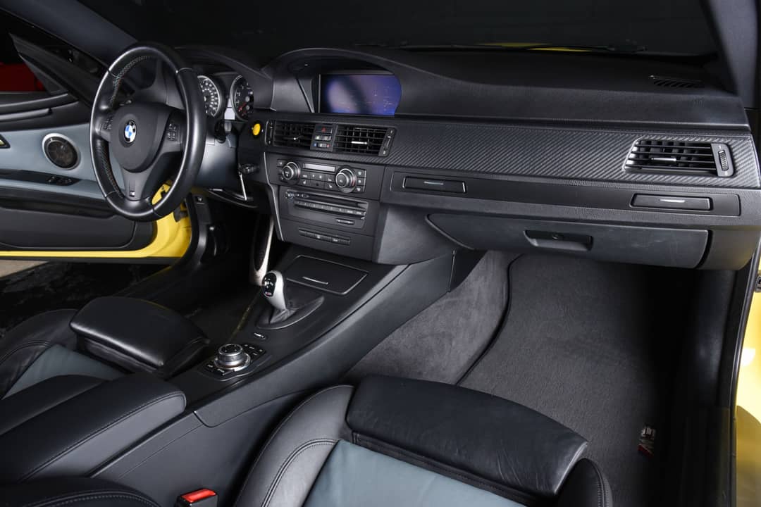 2011 BMW M3 — photo 23