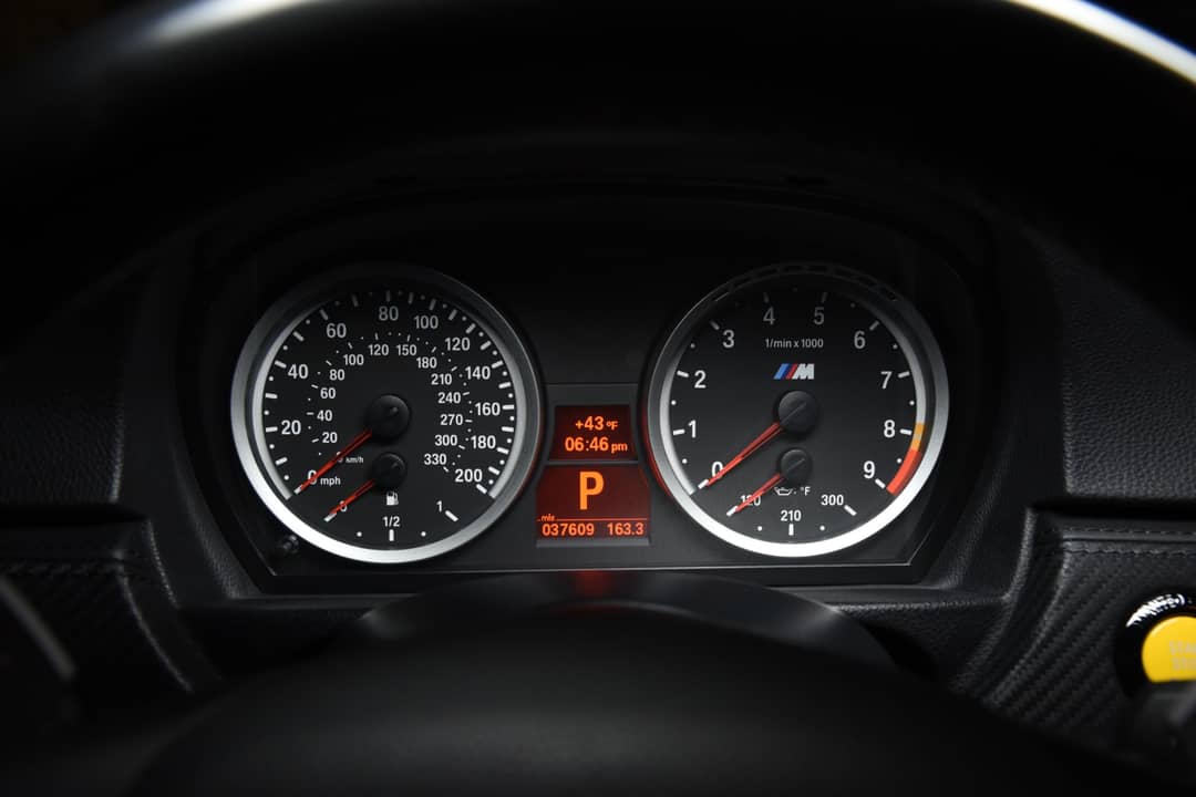 2011 BMW M3 — photo 7