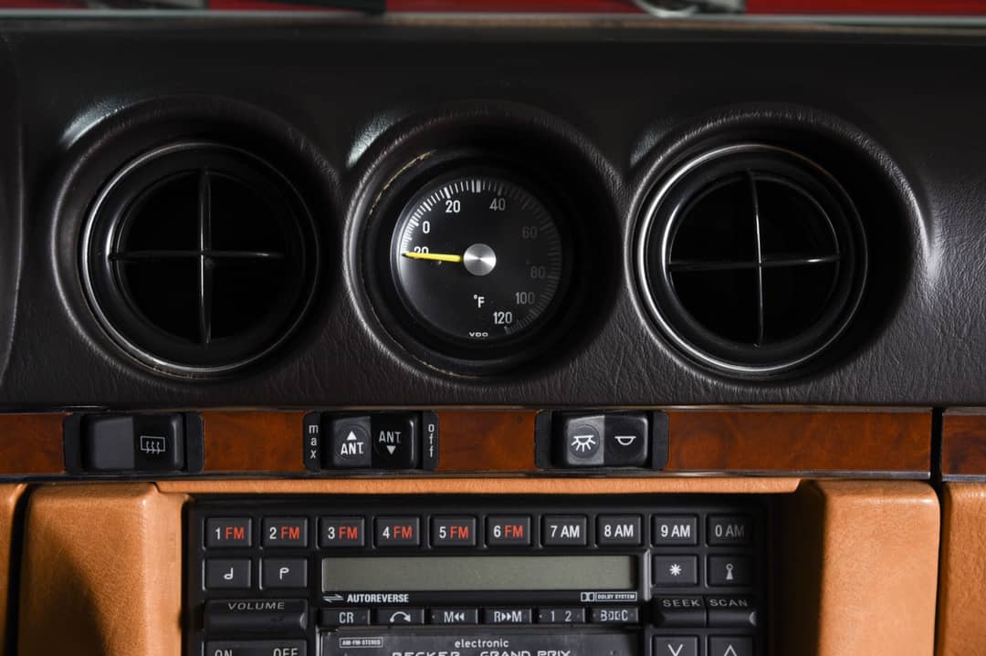 1988 Mercedes-Benz 560-Class 560 SL — photo 15