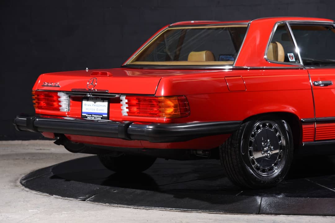 1988 Mercedes-Benz 560-Class 560 SL — photo 25