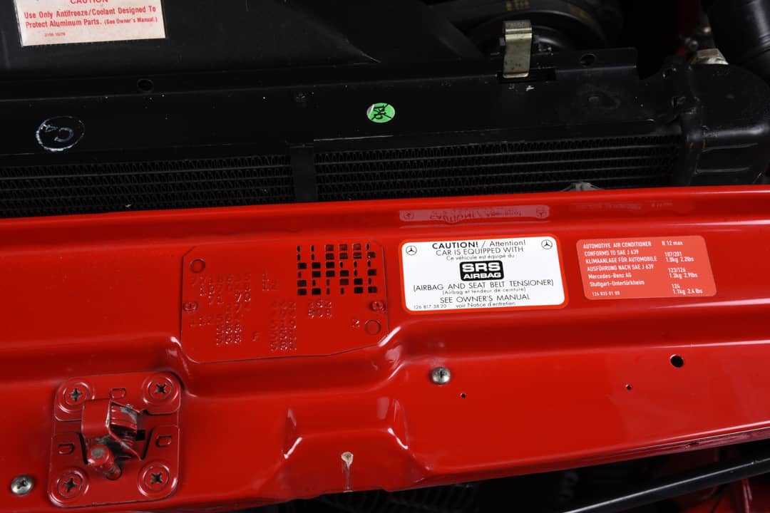 1988 Mercedes-Benz 560-Class 560 SL — photo 34