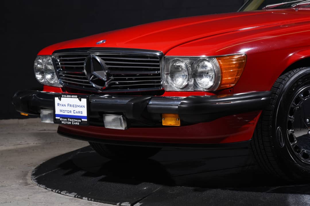 1988 Mercedes-Benz 560-Class 560 SL — photo 35