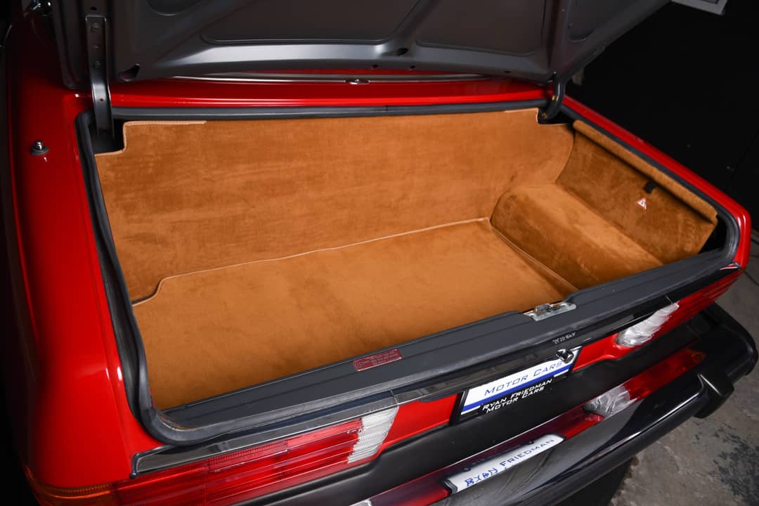 1988 Mercedes-Benz 560-Class 560 SL — photo 38