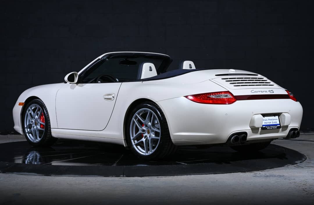 2009 Porsche 911 Carrera 4S — photo 12