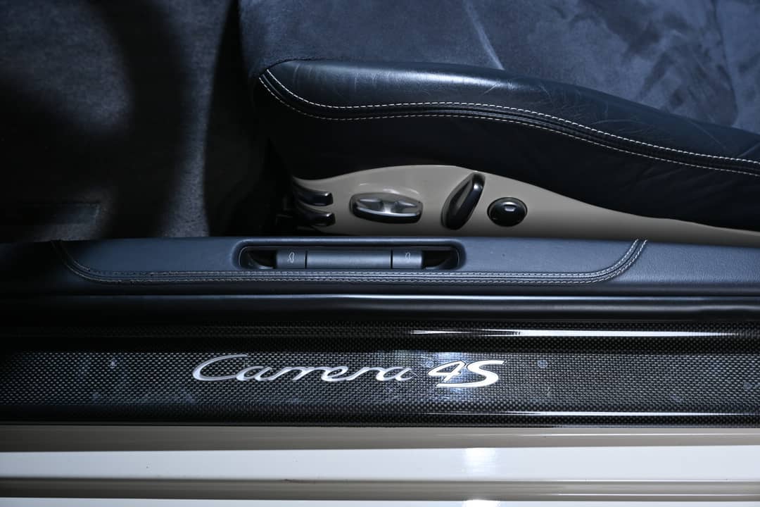 2009 Porsche 911 Carrera 4S — photo 18