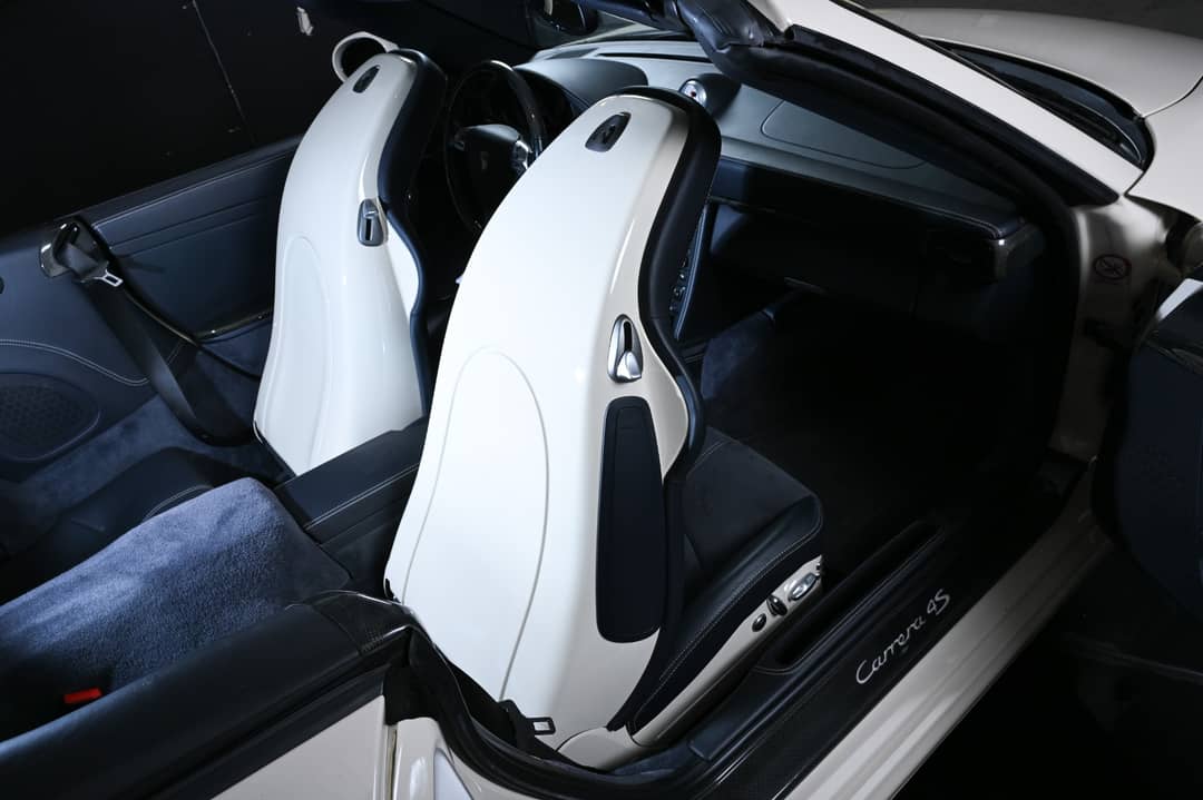 2009 Porsche 911 Carrera 4S — photo 27