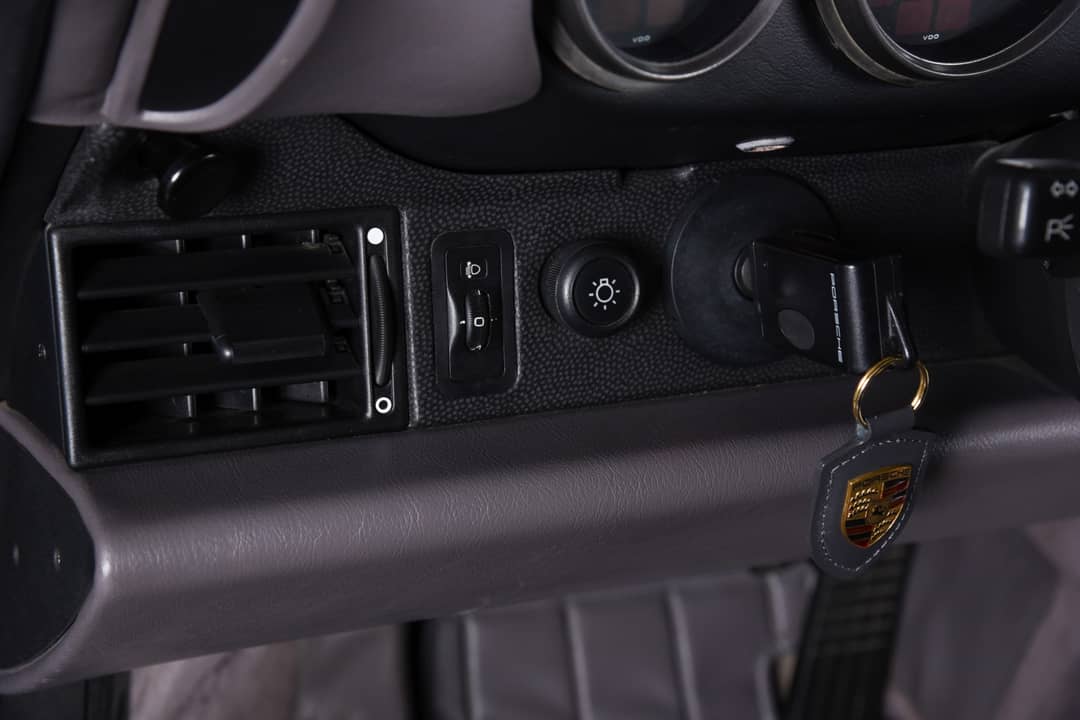 1997 Porsche 911 Carrera S — photo 17