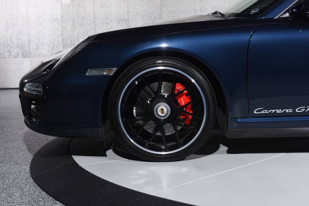 2012 Porsche 911 Carrera 4 GTS — photo 16