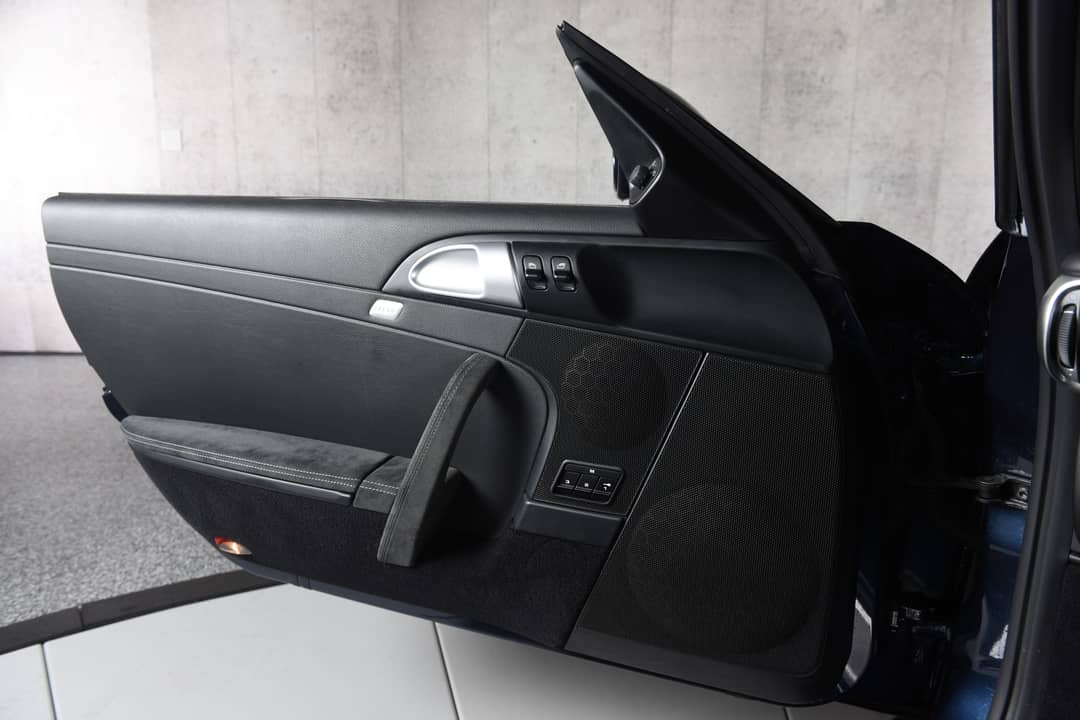2012 Porsche 911 Carrera 4 GTS — photo 19