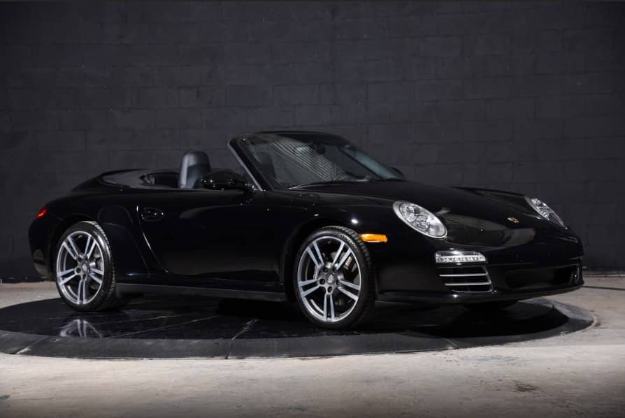 2012 Porsche 911 Carrera 4 — photo 2