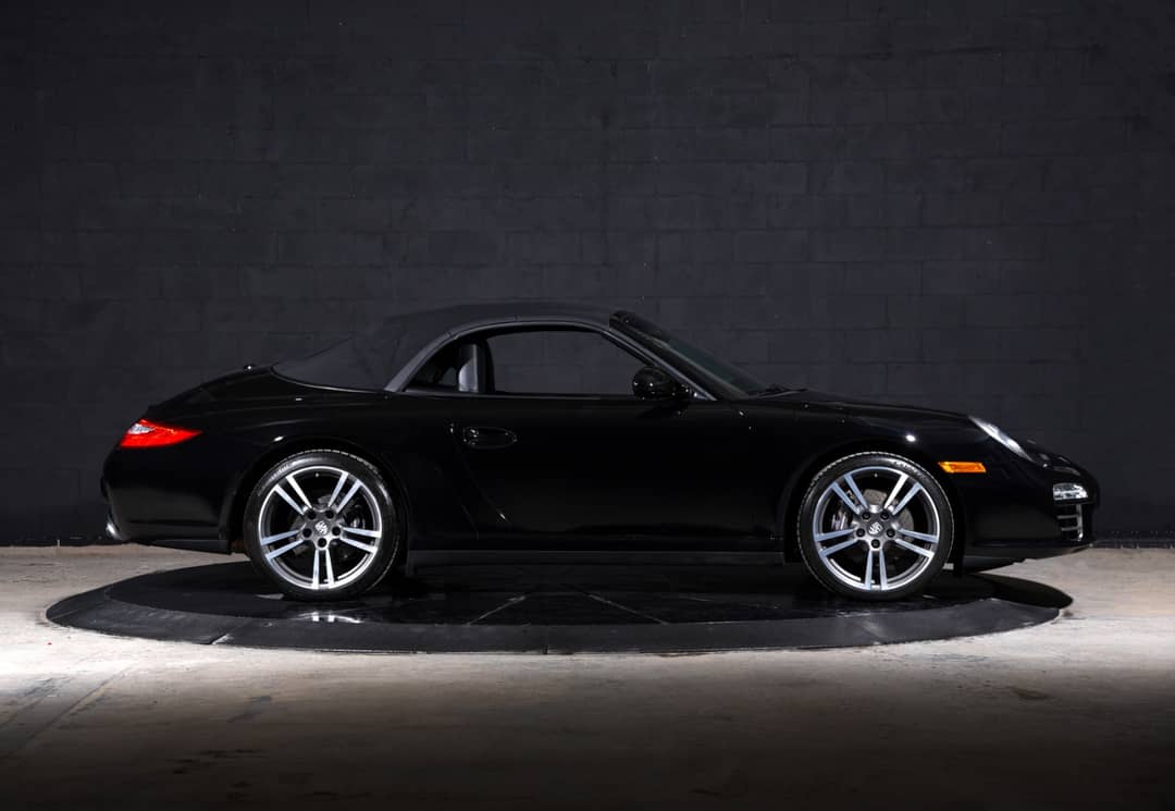 2012 Porsche 911 Carrera 4 — photo 12