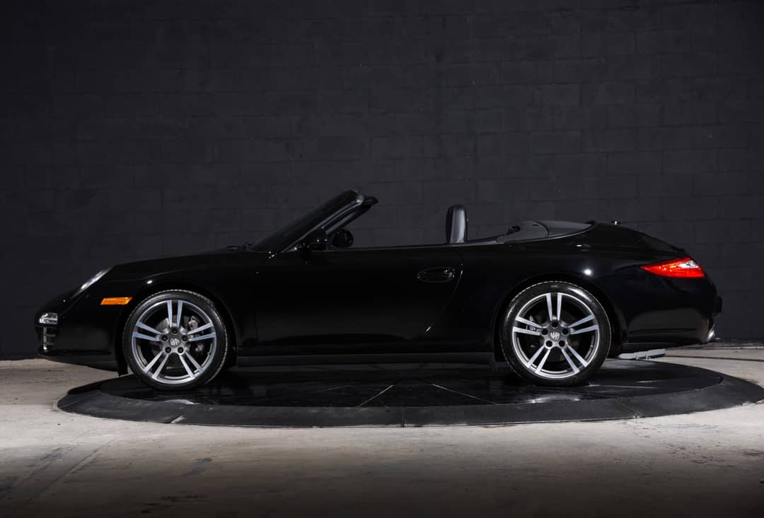 2012 Porsche 911 Carrera 4 — photo 13