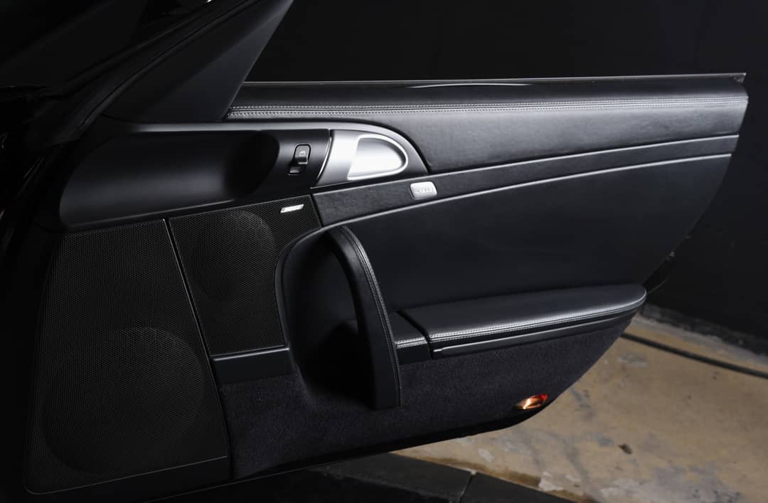 2012 Porsche 911 Carrera 4 — photo 28