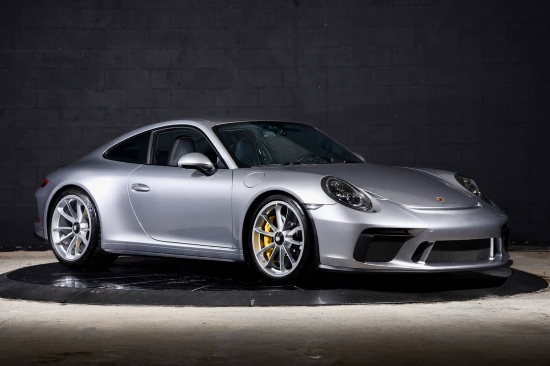 2019 Porsche 911 GT3 Touring — photo 2