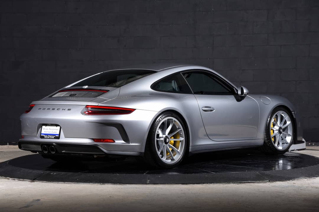 2019 Porsche 911 GT3 Touring — photo 11