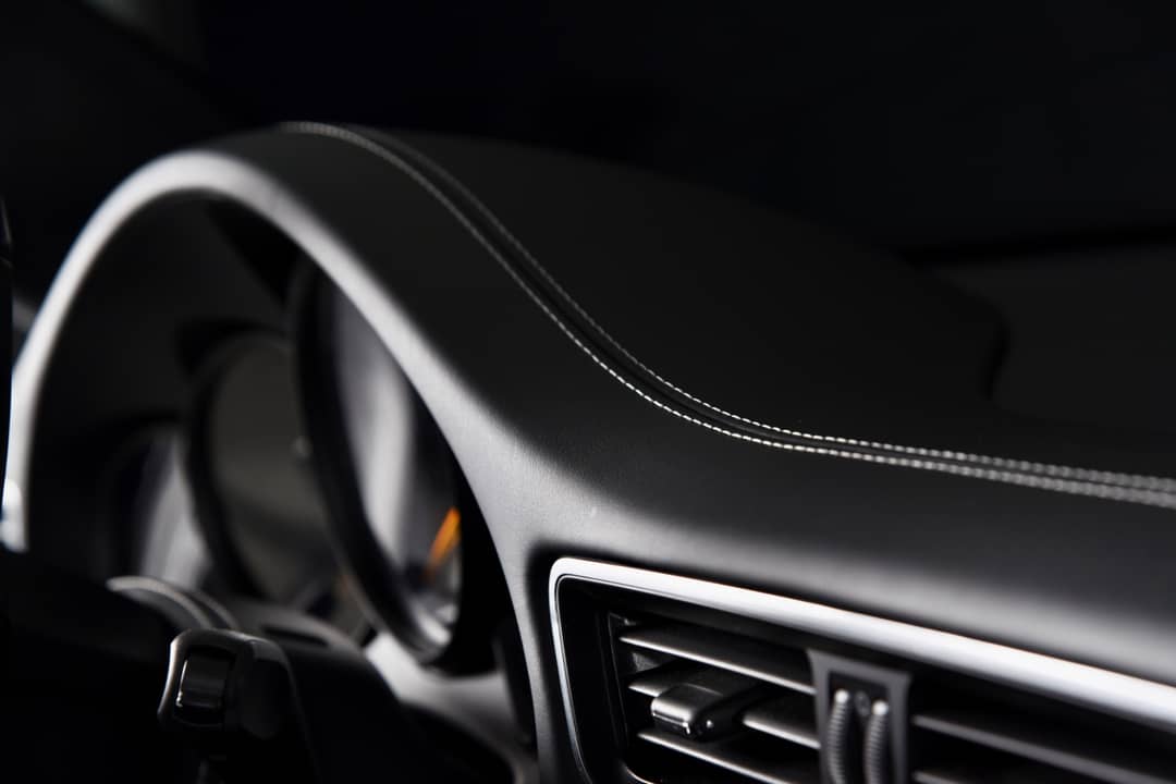 2019 Porsche 911 GT3 Touring — photo 23