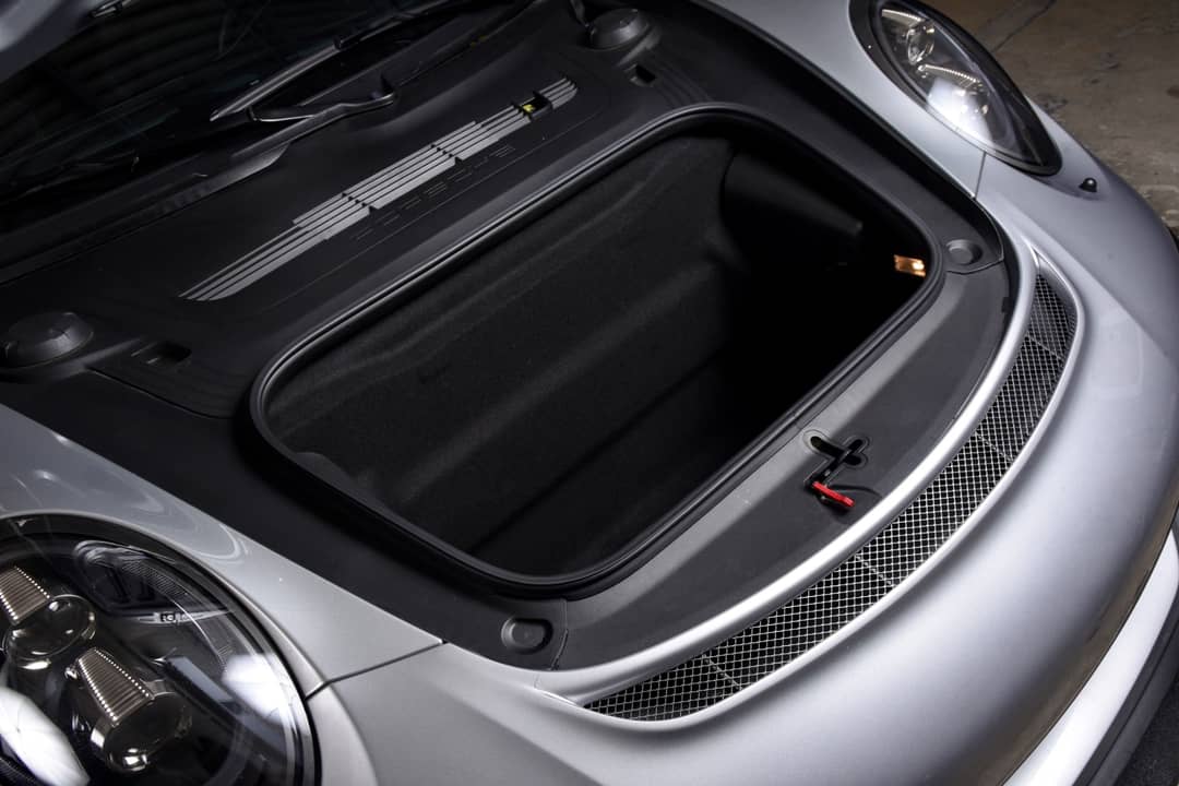 2019 Porsche 911 GT3 Touring — photo 30