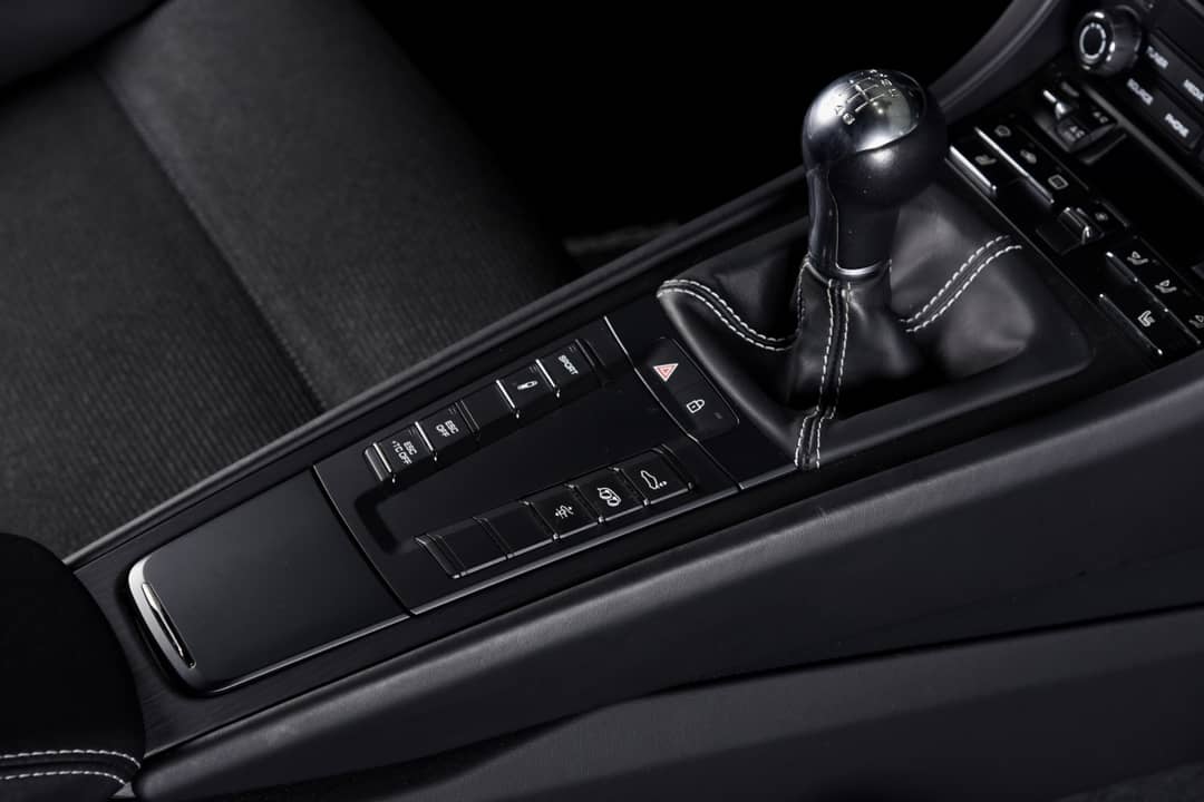 2019 Porsche 911 GT3 Touring — photo 6