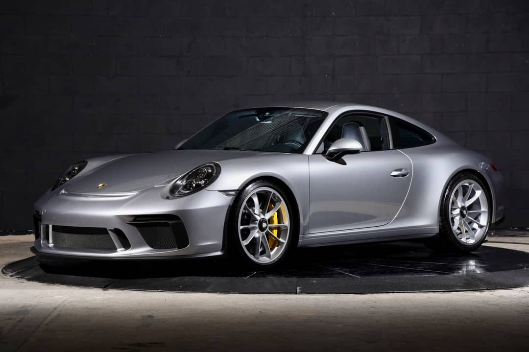 2019 Porsche 911 GT3 Touring — photo 10