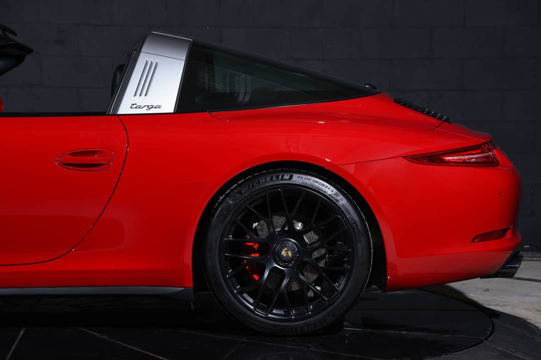 2016 Porsche 911 Targa 4 GTS — photo 42