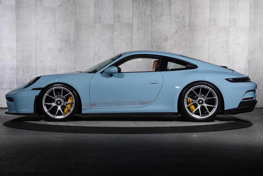 2022 Porsche 911 GT3 Touring — photo 15