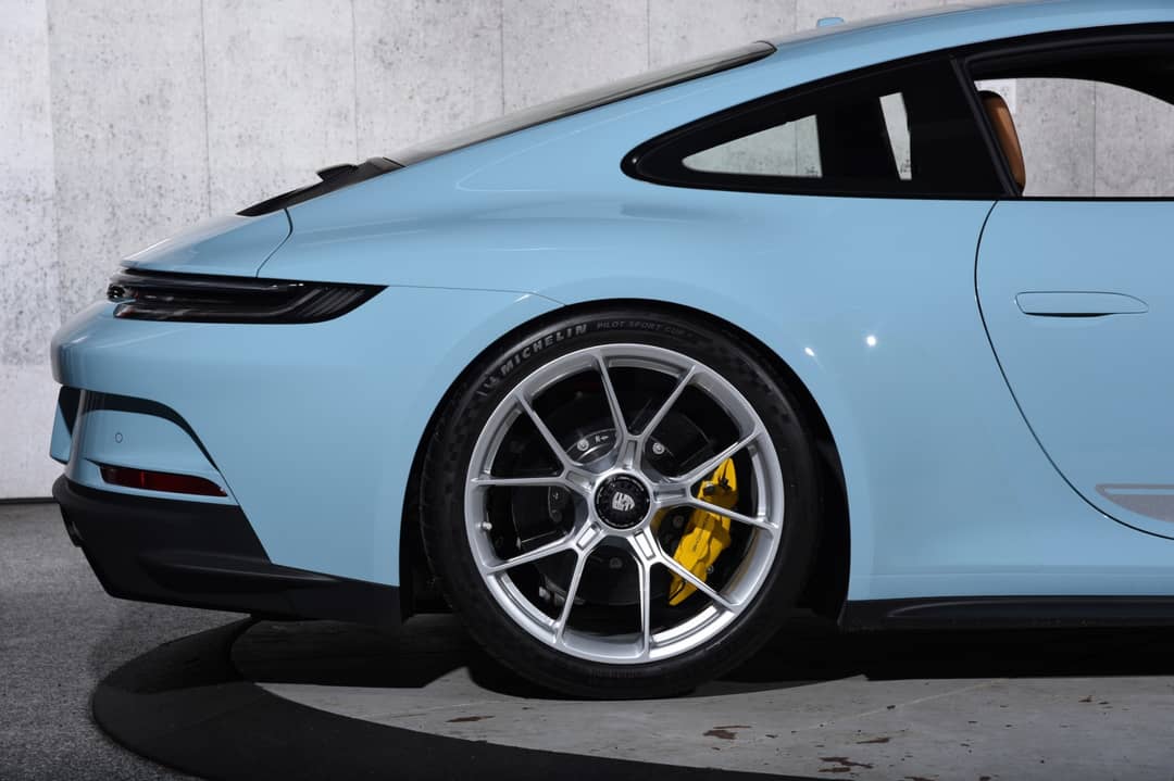 2022 Porsche 911 GT3 Touring — photo 44