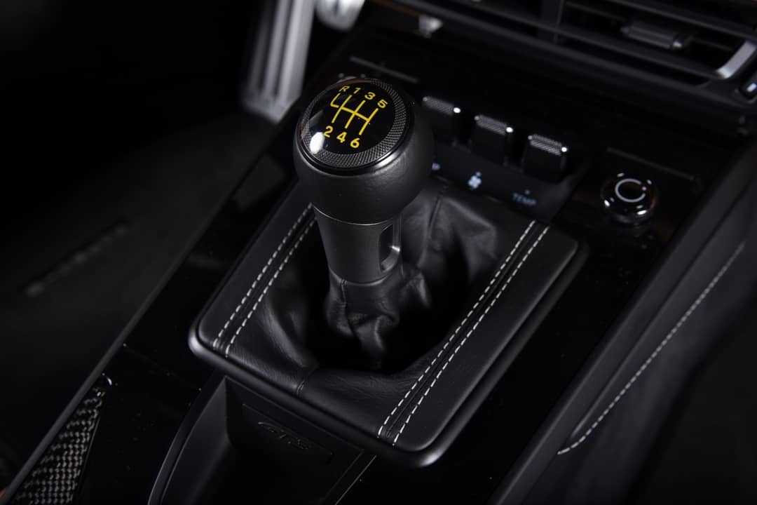 2022 Porsche 911 GT3 Touring — photo 8