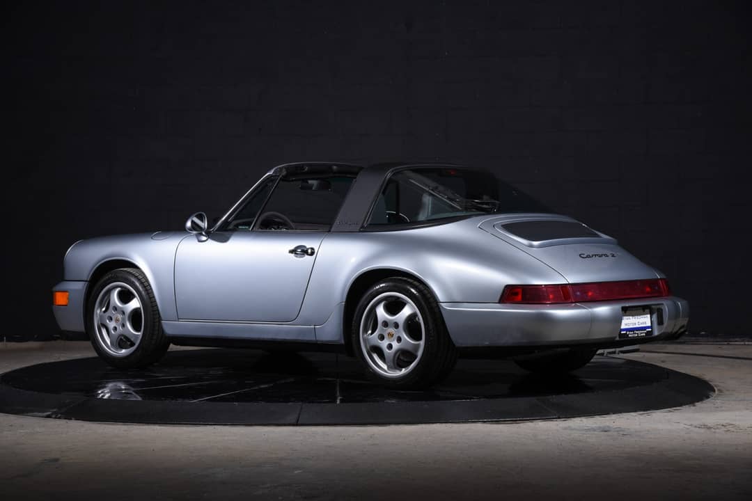 1991 Porsche 911 Carrera 2 Targa — photo 11