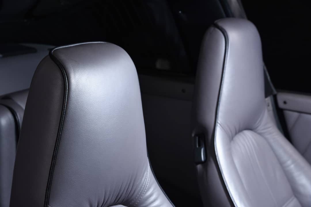 1991 Porsche 911 Carrera 2 Targa — photo 25