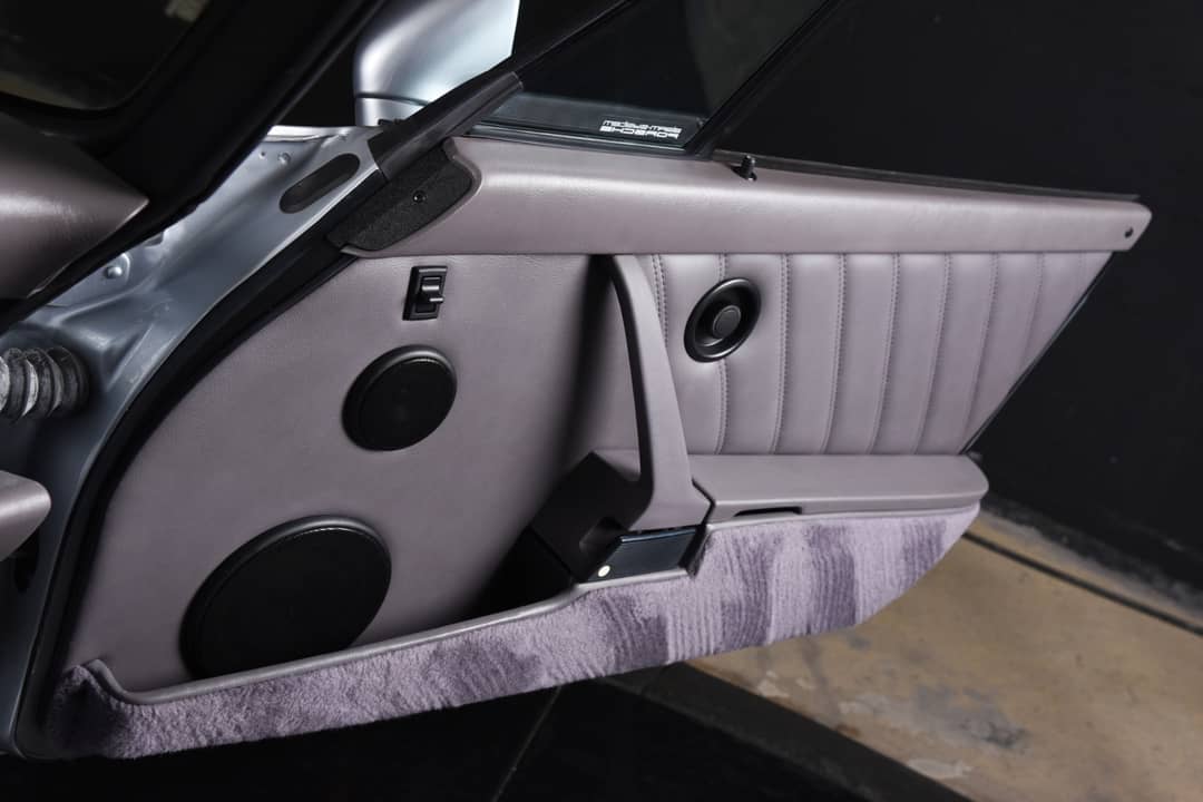1991 Porsche 911 Carrera 2 Targa — photo 27