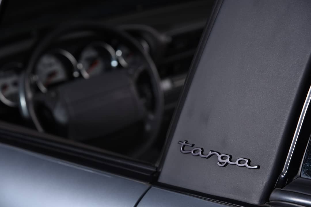 1991 Porsche 911 Carrera 2 Targa — photo 36