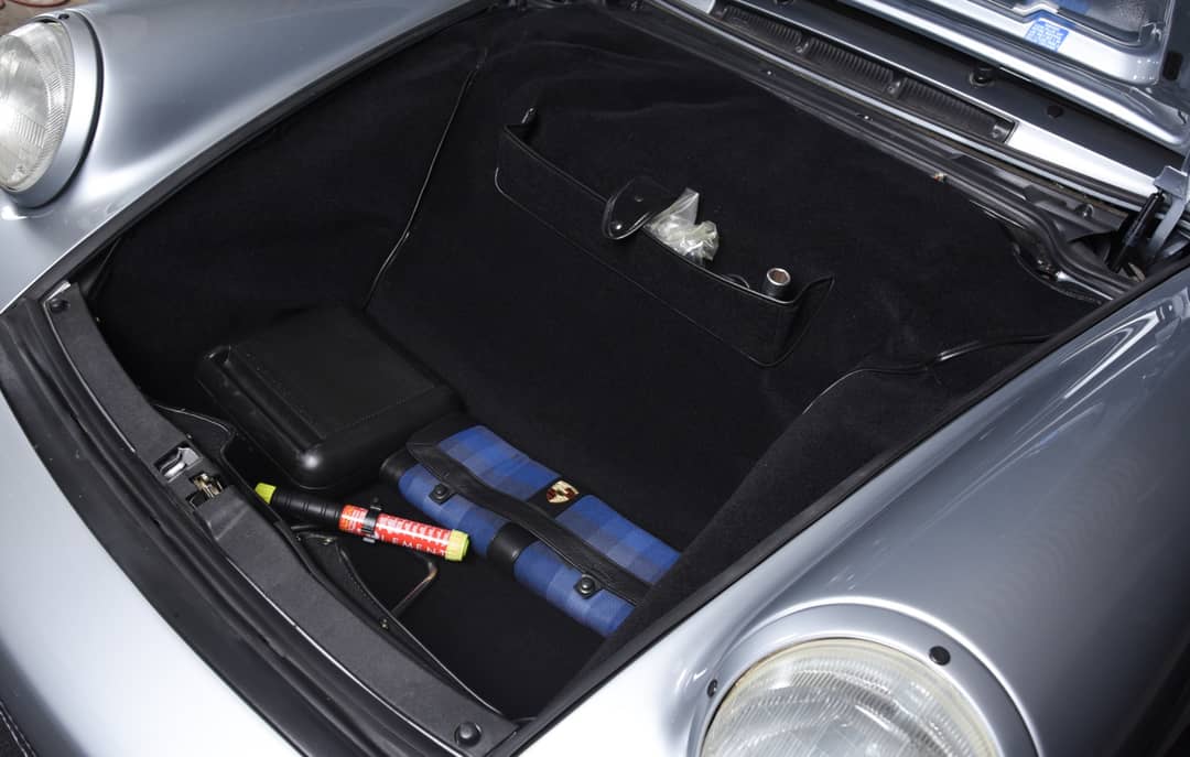 1991 Porsche 911 Carrera 2 Targa — photo 39