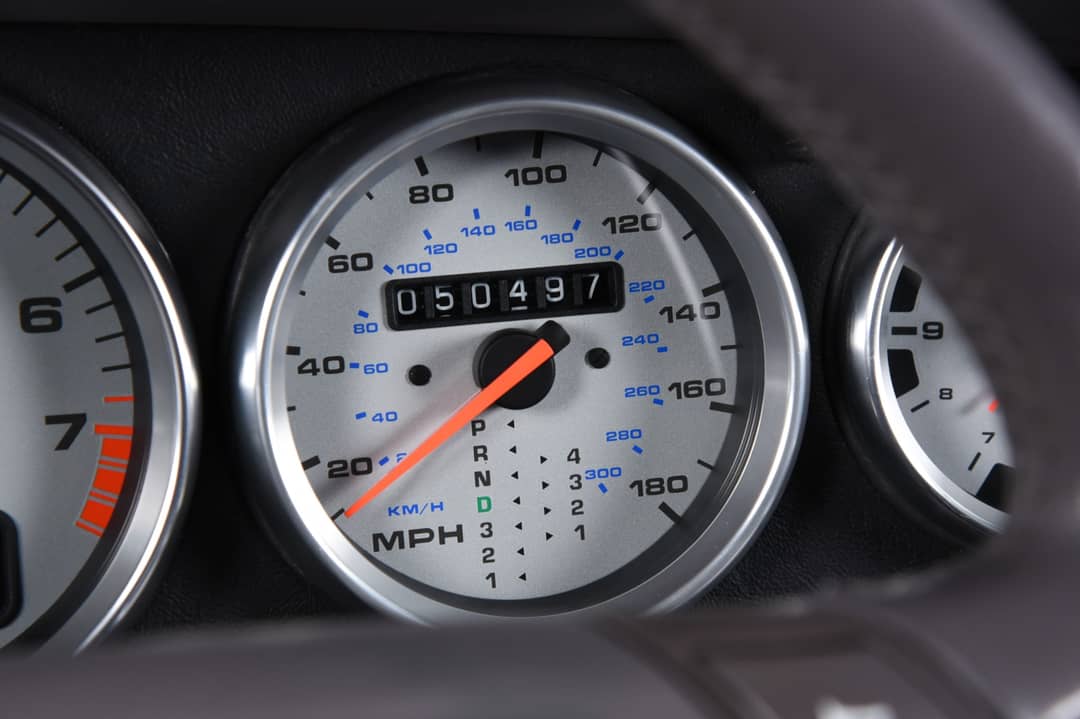 1991 Porsche 911 Carrera 2 Targa — photo 8