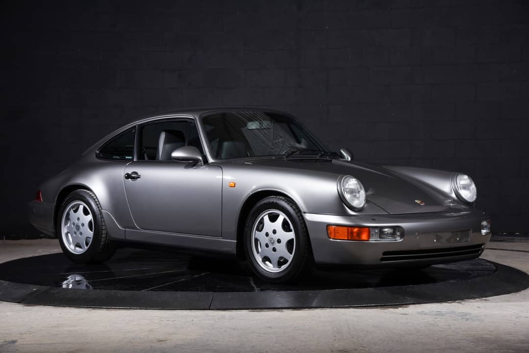 1989 Porsche 911 Carrera 4 — photo 2