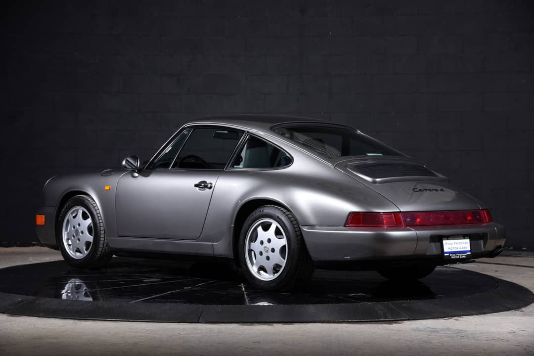 1989 Porsche 911 Carrera 4 — photo 11