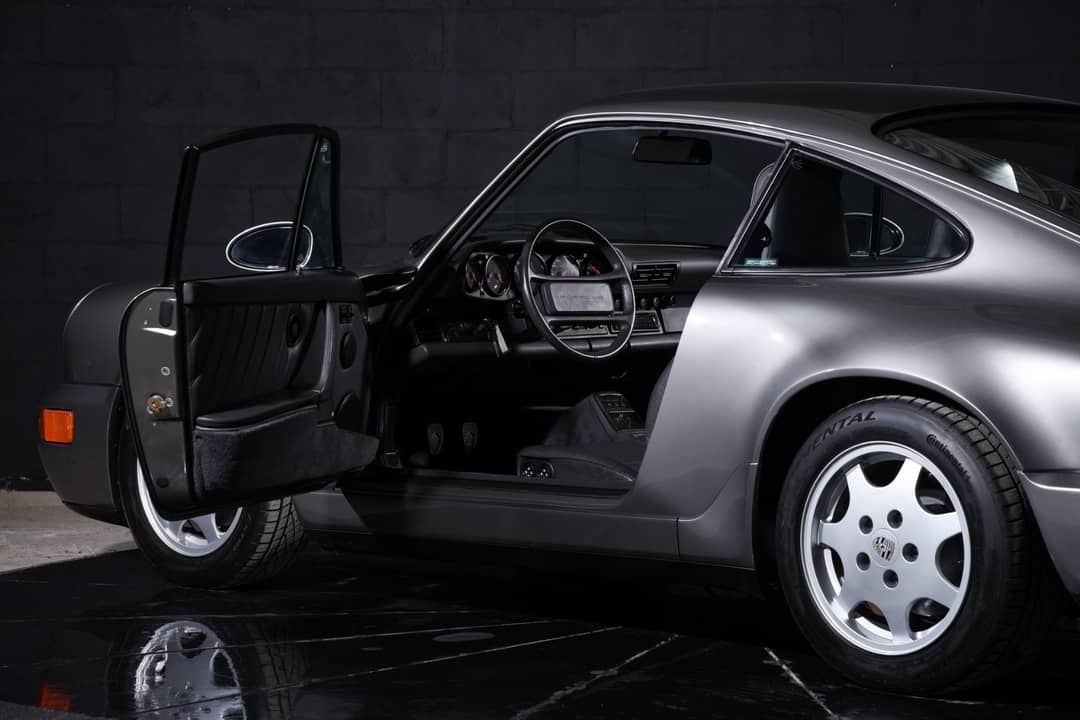 1989 Porsche 911 Carrera 4 — photo 13