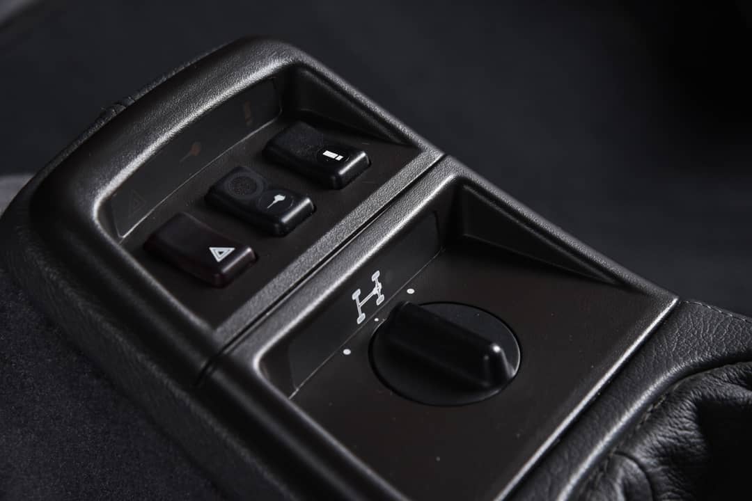 1989 Porsche 911 Carrera 4 — photo 20