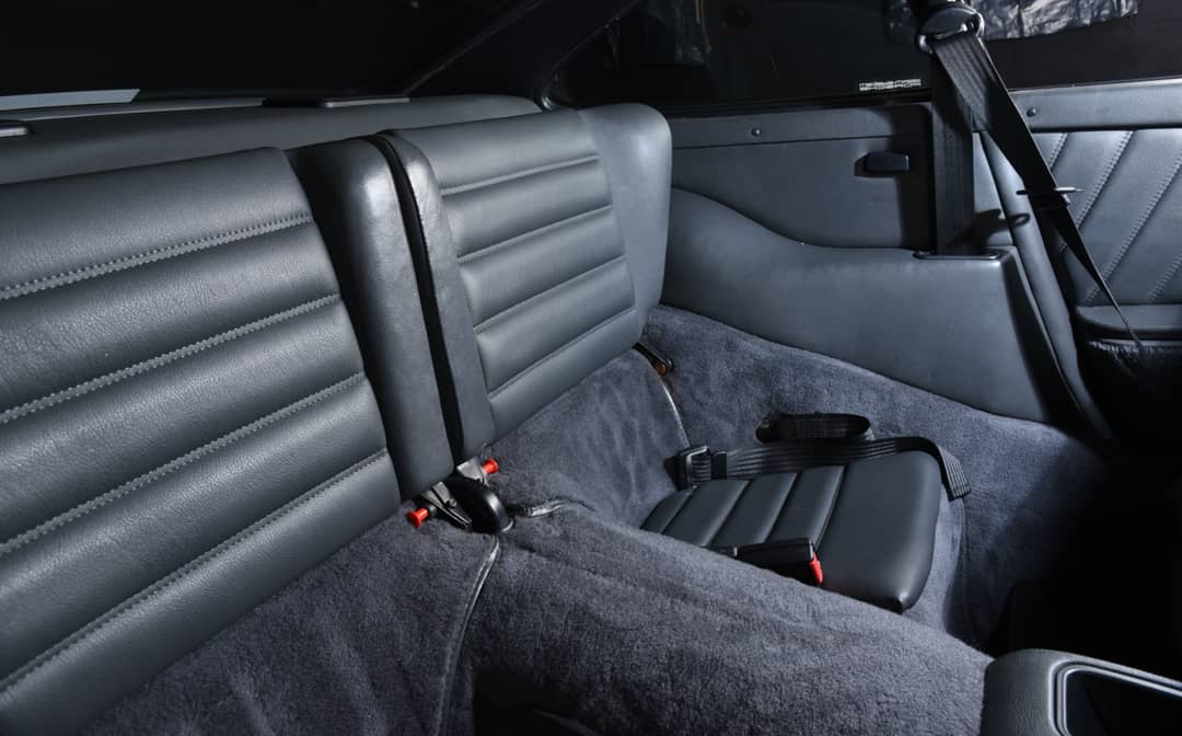 1989 Porsche 911 Carrera 4 — photo 23