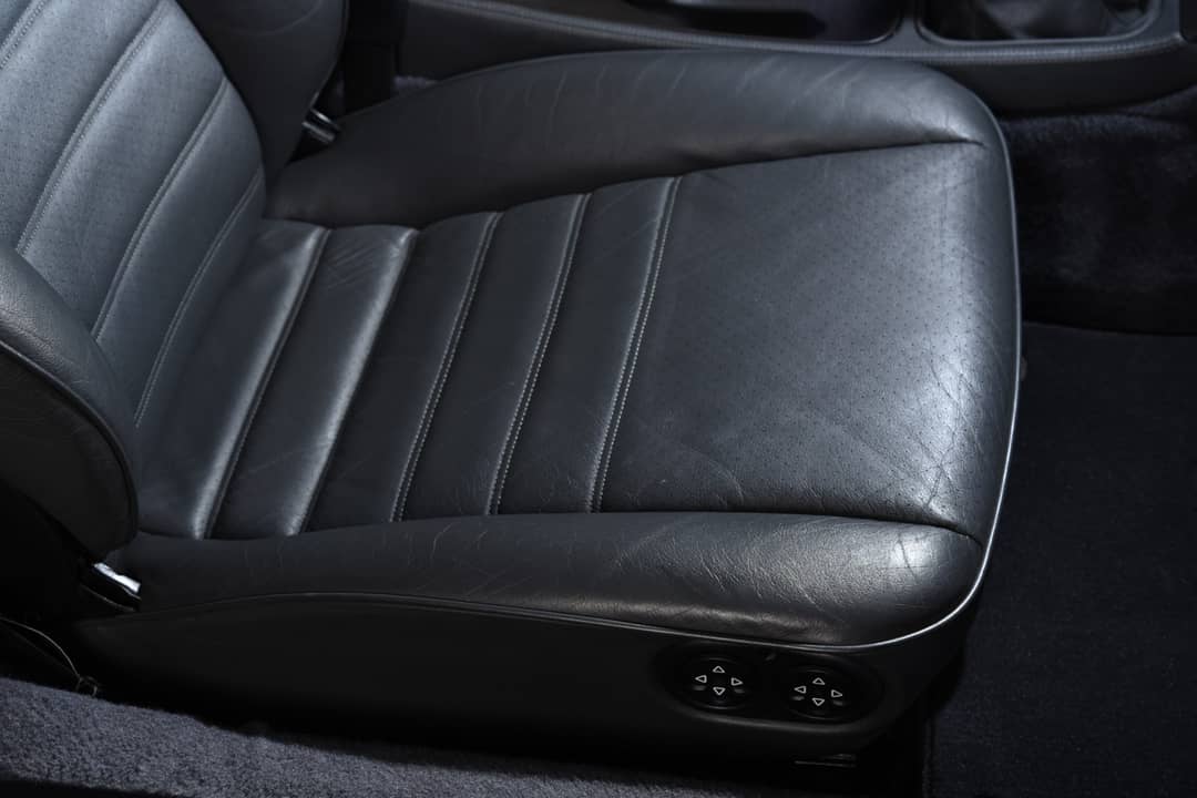 1989 Porsche 911 Carrera 4 — photo 25