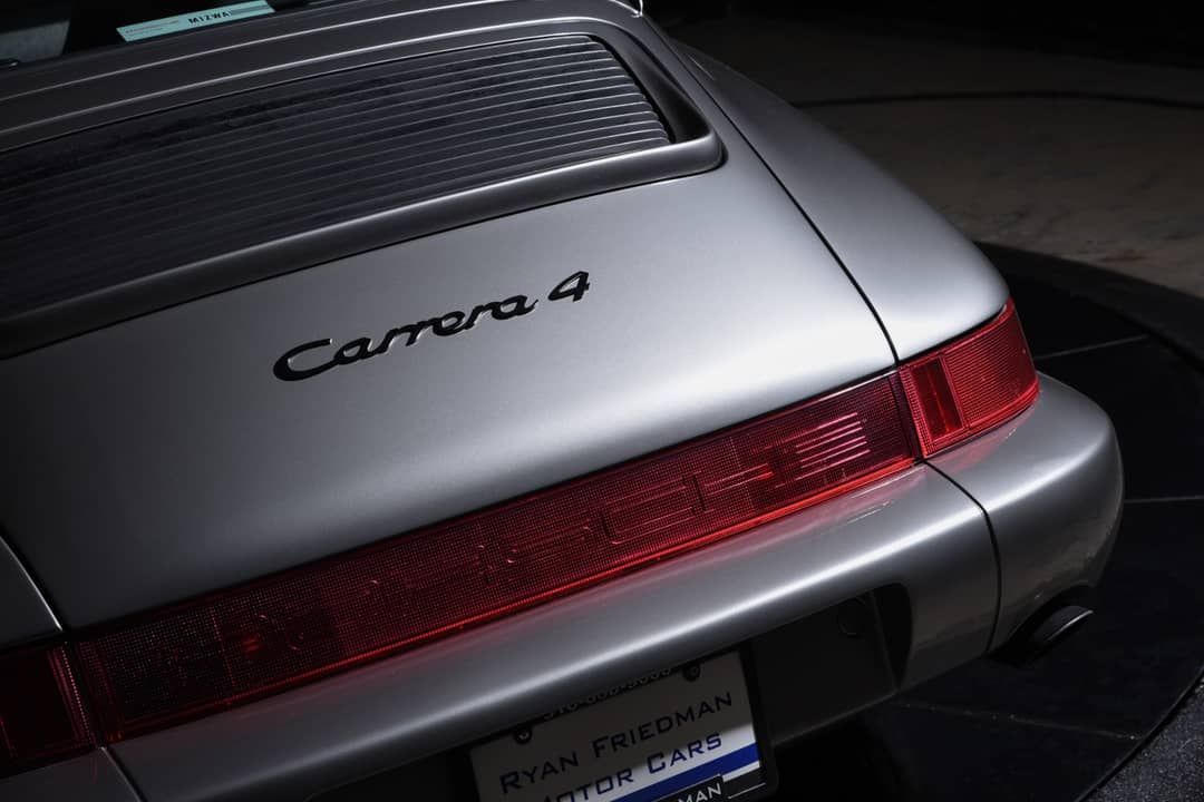 1989 Porsche 911 Carrera 4 — photo 33
