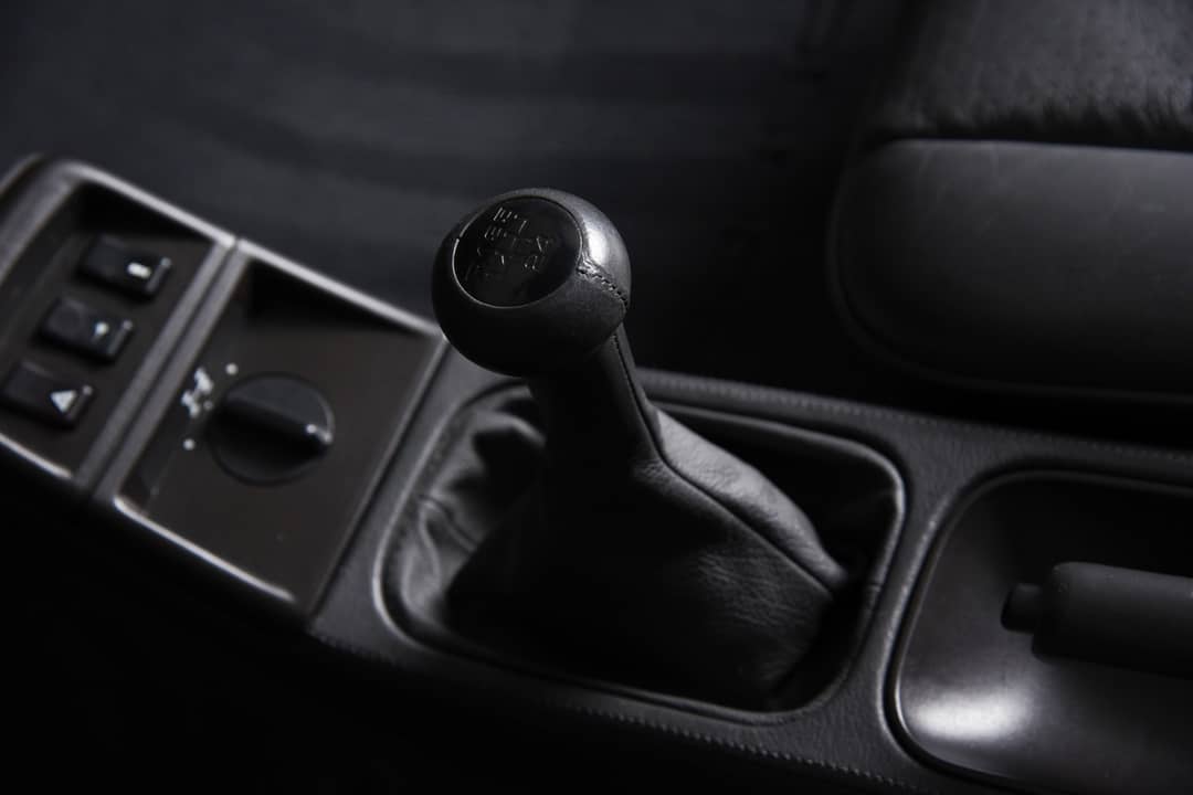 1989 Porsche 911 Carrera 4 — photo 7