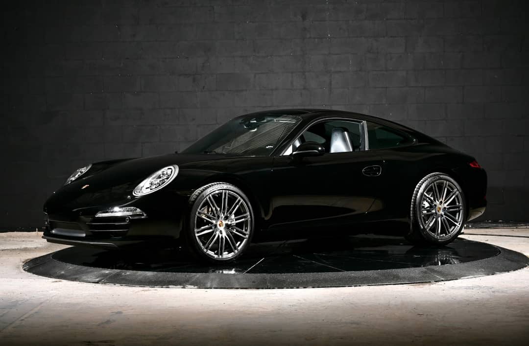 2016 Porsche 911 Carrera Black Edition — photo 2