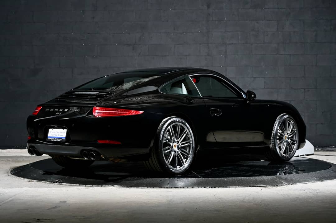 2016 Porsche 911 Carrera Black Edition — photo 3
