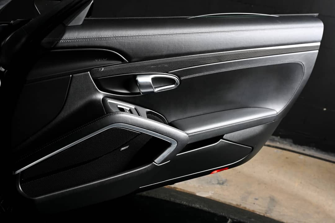 2016 Porsche 911 Carrera Black Edition — photo 22