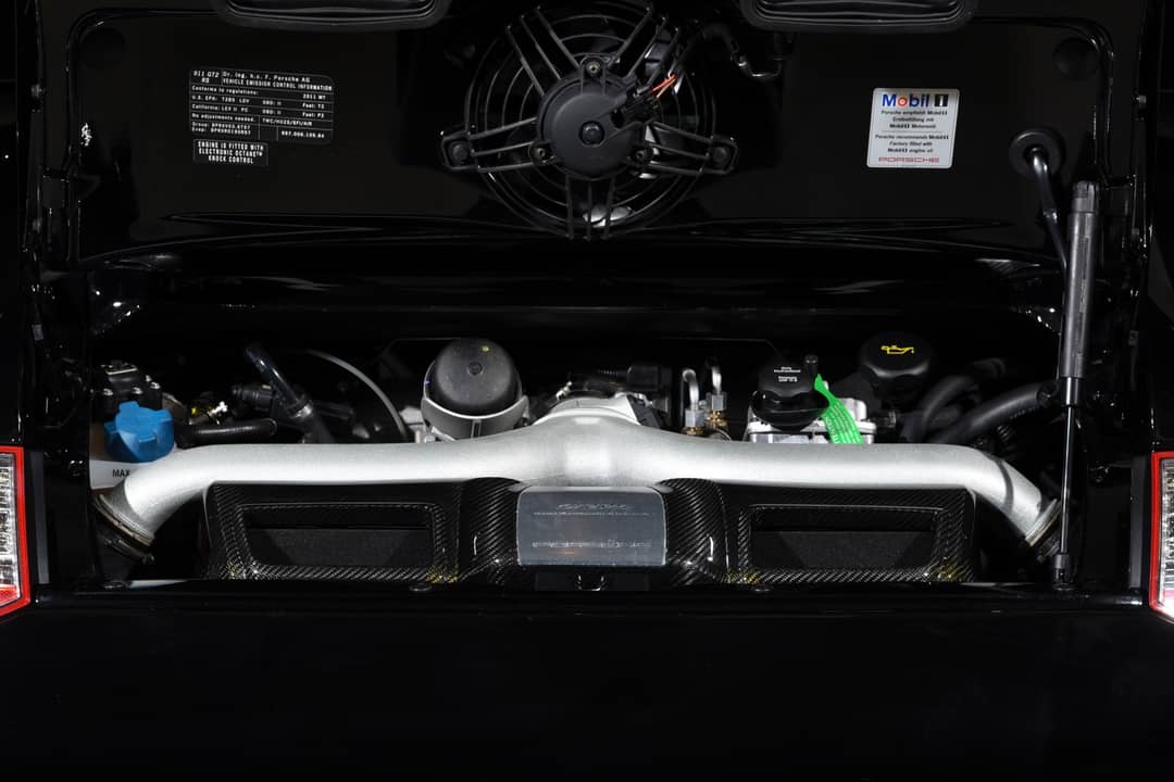 2011 Porsche 911 GT2 RS — photo 15