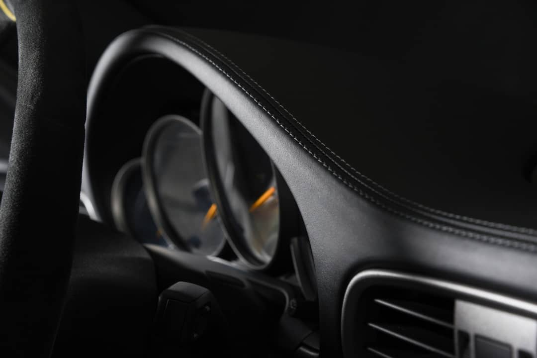 2011 Porsche 911 GT2 RS — photo 18