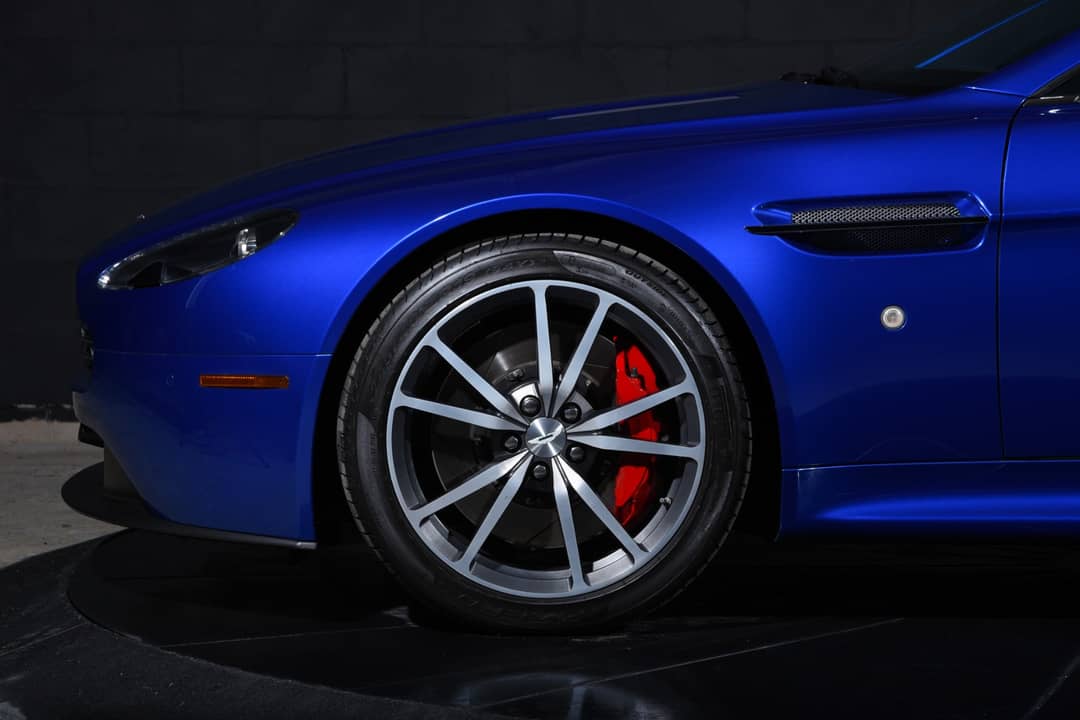 2014 Aston Martin V8 Vantage — photo 26